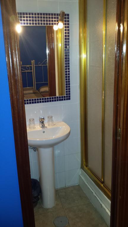 Hostal Rico Madri Exterior foto